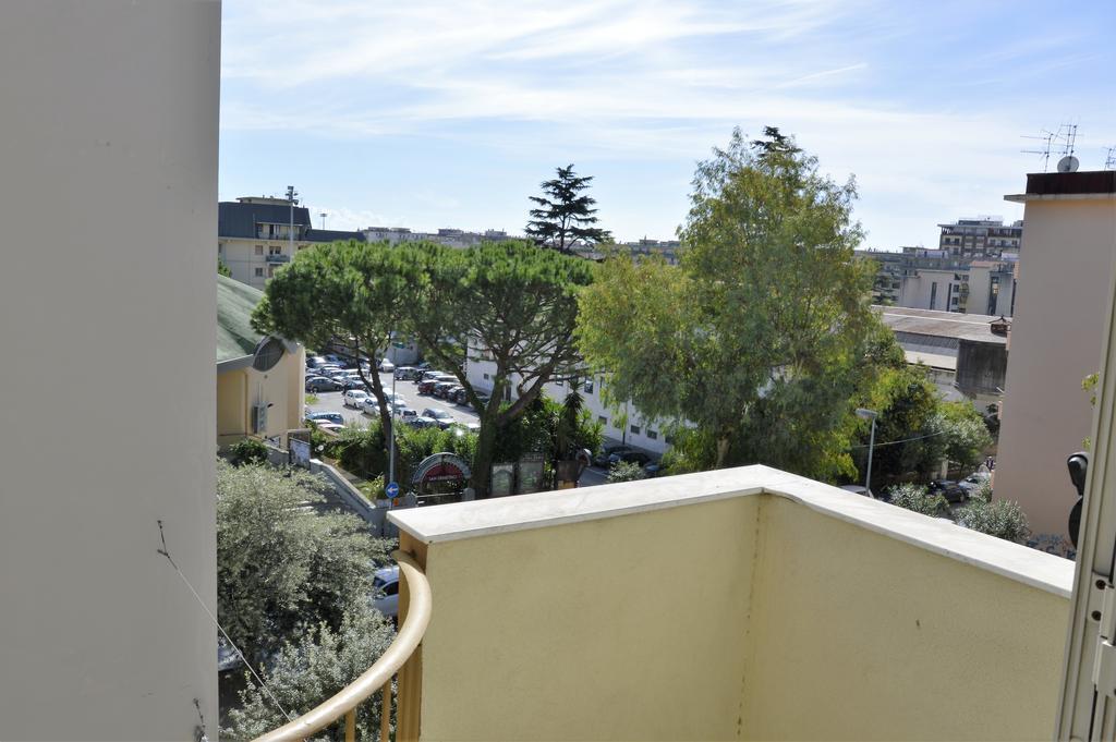 Coolor Holiday And Business Rentals Salerno Bagian luar foto