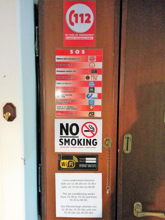 Coolor Holiday And Business Rentals Salerno Bagian luar foto
